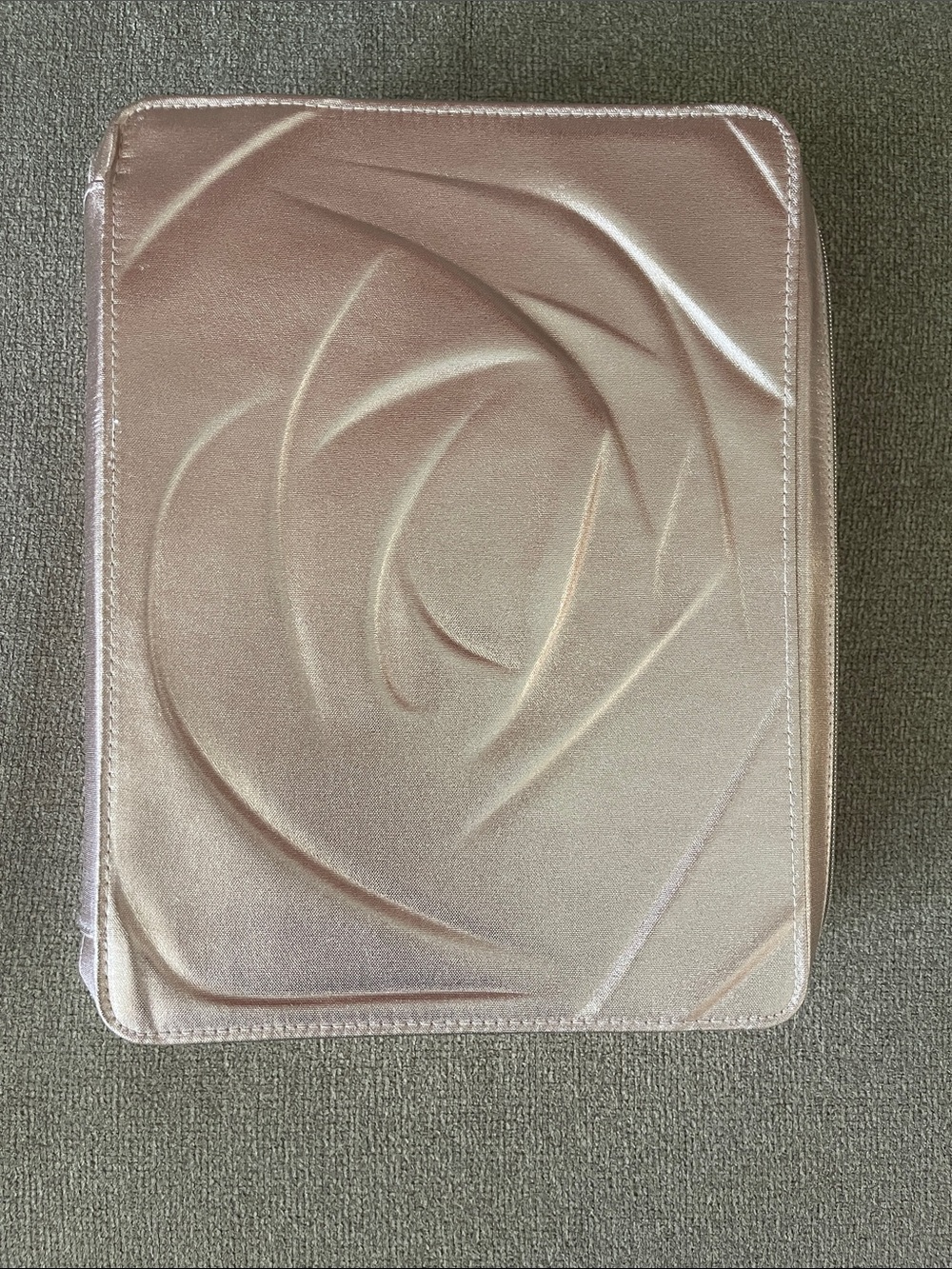 Lancôme Rose Gold make-up case / storage case with handle, new
